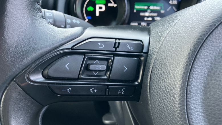 Toyota Yaris 1.5 Hybrid Dynamic 5dr CVT Hybrid Hatchback